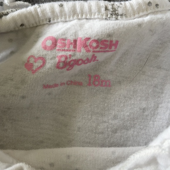 OshKosh Girls’ Snowflake Onesie - Picture 4 of 4